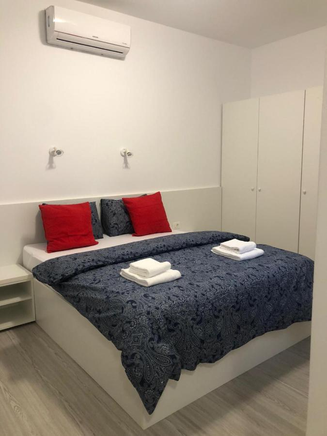בוקרשט Old Town Bar Apartments On Street Tonitza מראה חיצוני תמונה