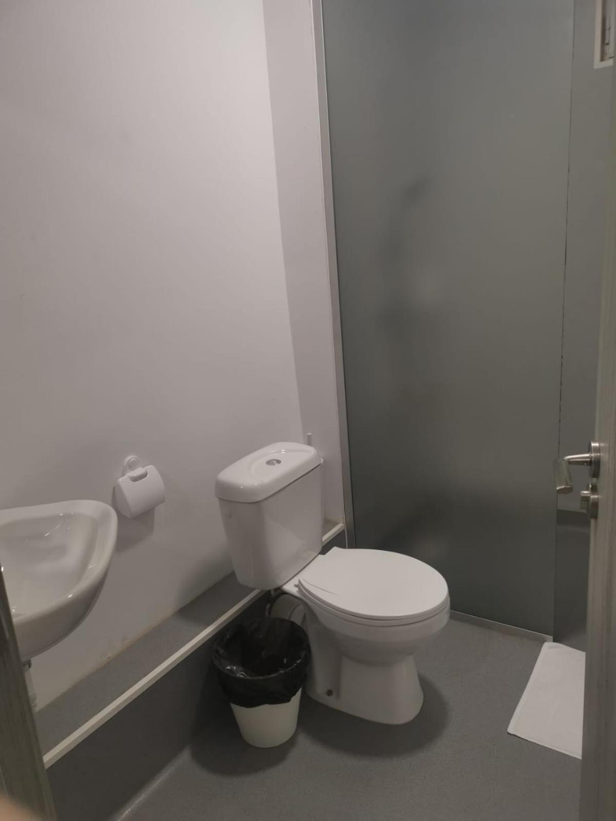 בוקרשט Old Town Bar Apartments On Street Tonitza מראה חיצוני תמונה