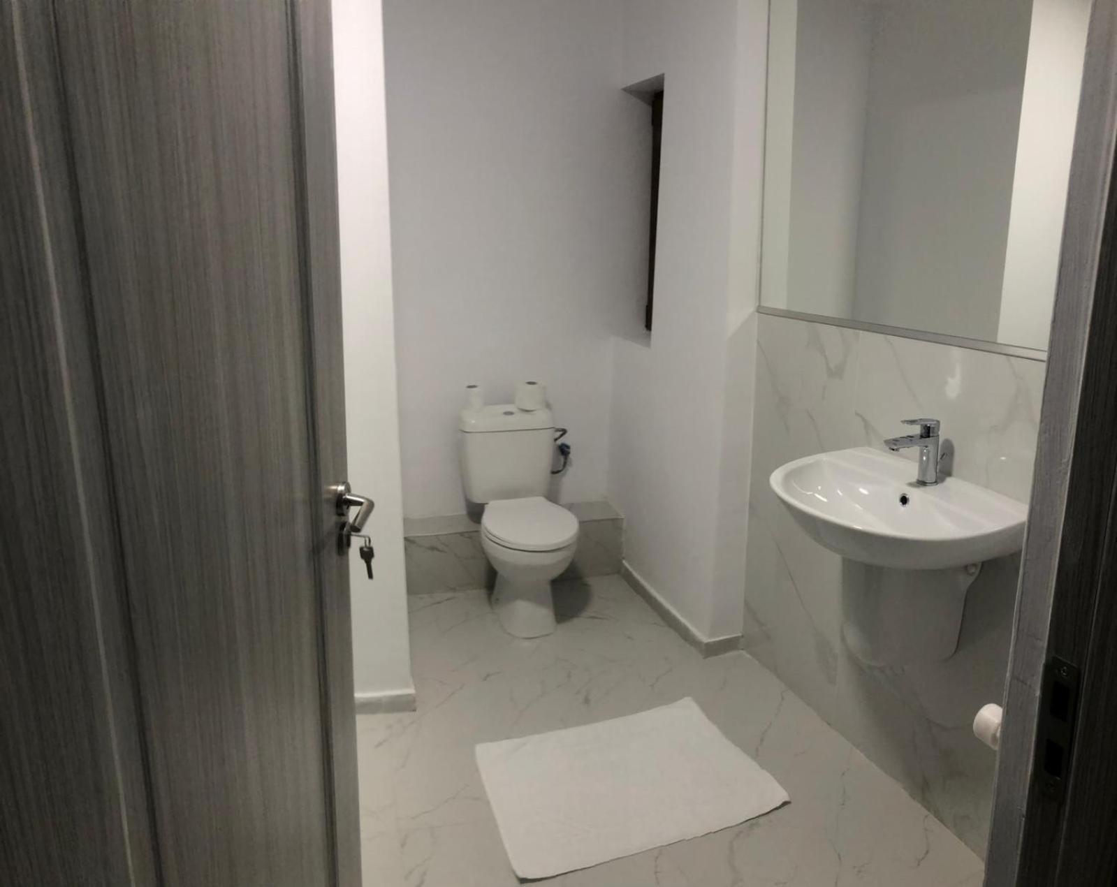 בוקרשט Old Town Bar Apartments On Street Tonitza מראה חיצוני תמונה